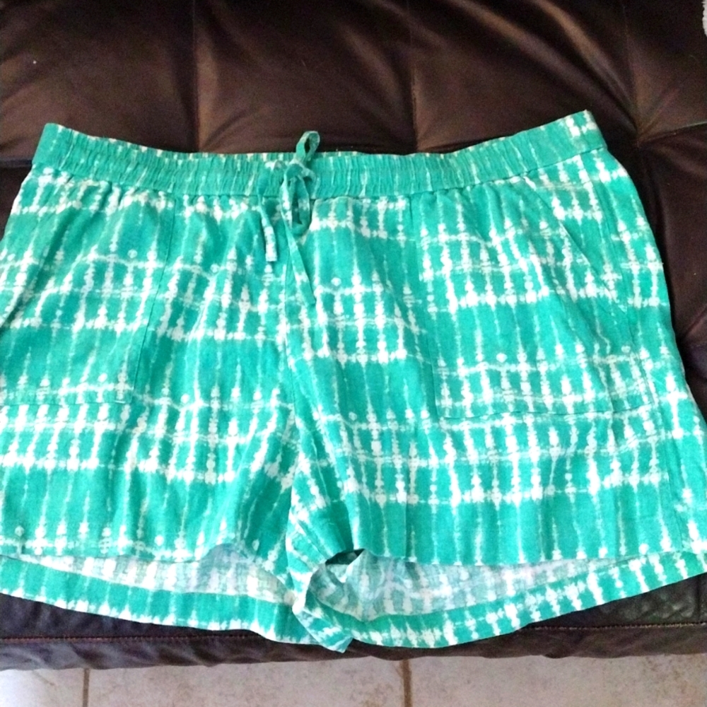 J Crew Size XL Shorts